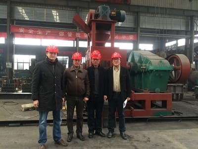 Russie: presse à briquettes à haute pression pour poudre d’aluminium