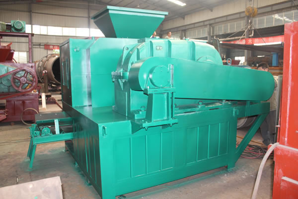 Presse à briquettes en poudre de minerais