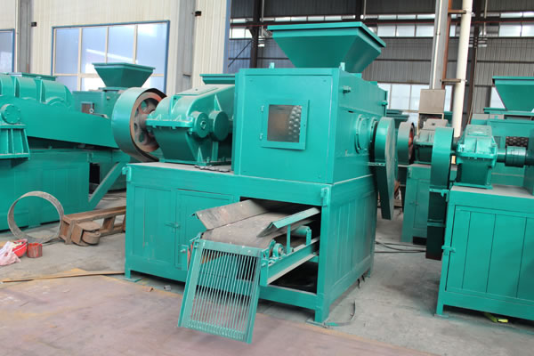 Presse à briquettes en poudre d'acier
