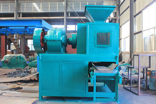 Presse à briquettes en scories